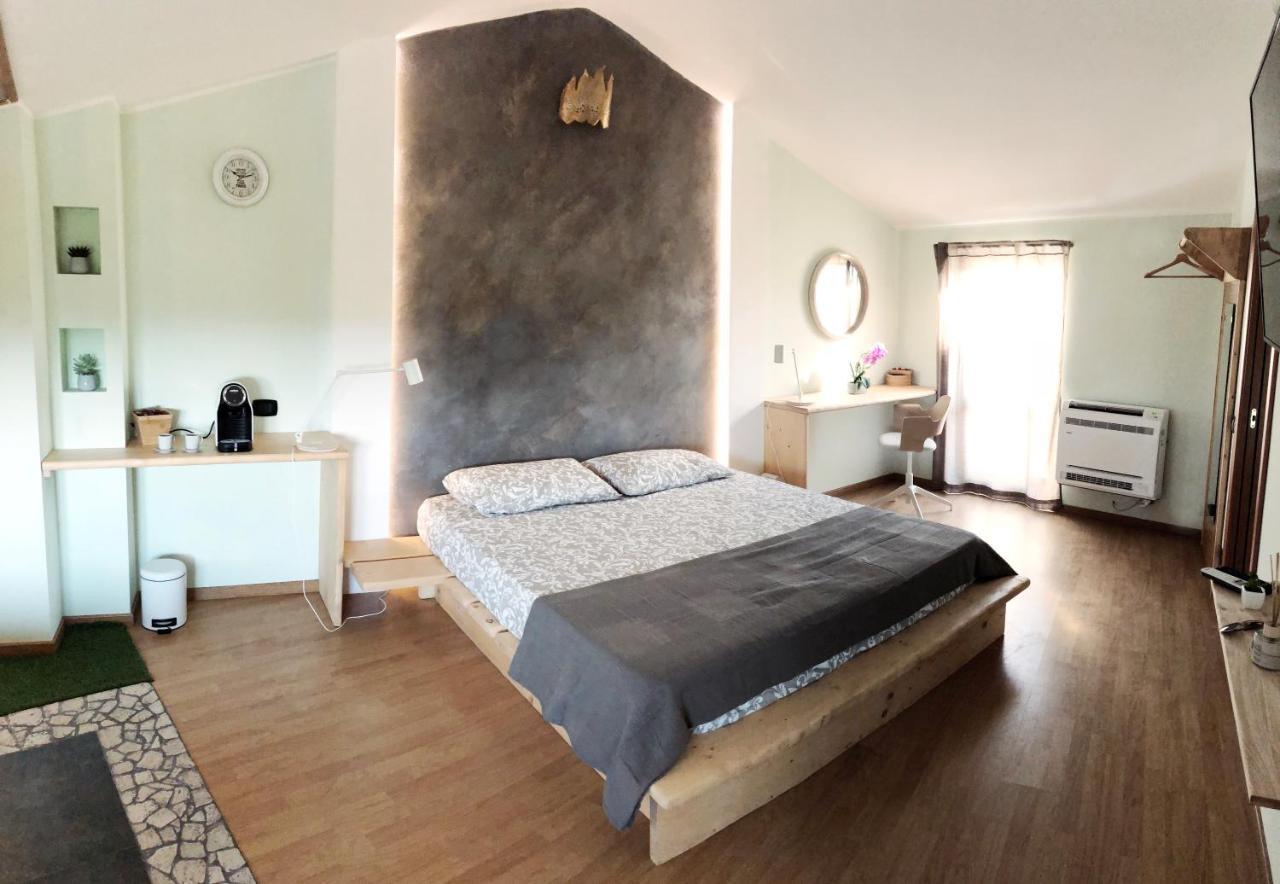 Rent Room Wood 앙귈라라사바치아 외부 사진
